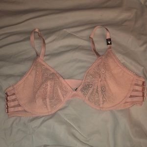 New Victoria secret pink lace bra size 36C